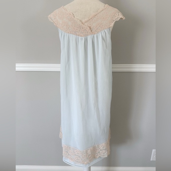 Vintage 60s Light Blue Nightie w/ Lace Aristocraft By Superior Medium - Picture 2 of 7